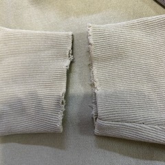 チャンピオン× オフホワイトオリーブグリーン パーカー フード付きの画像