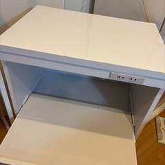 レンジ台　食器棚の画像