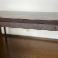 ダイニングテーブルの画像