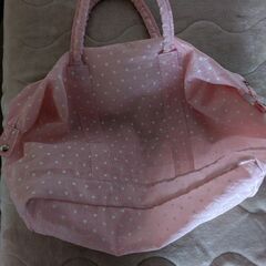 軽量　大きなトートバック　ボストンバック　の画像