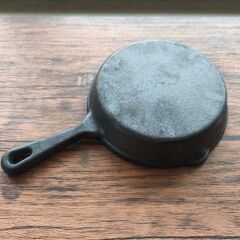 あるだけでおしゃれに見えるスキレットの画像