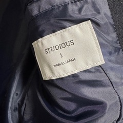 ステュディオスのチェスターコートの画像