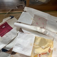 手芸の材料に　着物の画像
