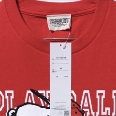 新品未使用タグ付きM スヌーピー×広島カープコラボTシャツ ユニフォームの画像