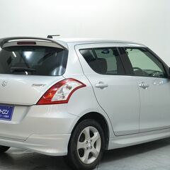 スズキの大人気コンパクトカー！の画像