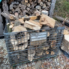 薪・原木色々の画像