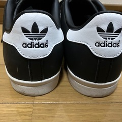 adidasスニーカー23.5cm☆美品の画像