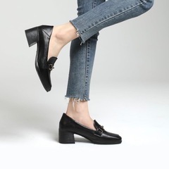 パンプスの画像