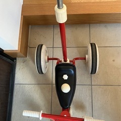 値下げしました！無印良品　三輪車、舵取り棒付きの画像