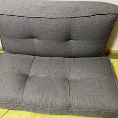 ソファ【話し合い中】の画像