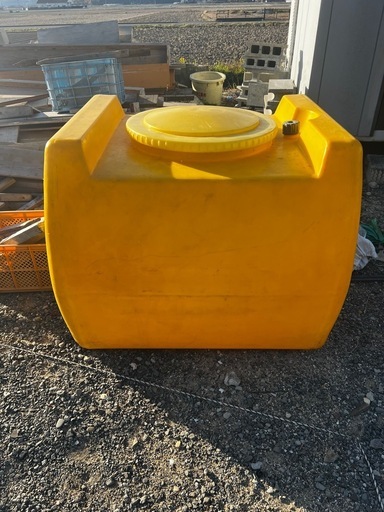 プラスチック製貯水タンク 800L プラスチック製貯水タンク800L 高品質