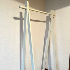 木製ハンガーラック の画像
