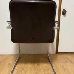 レトロ ウチダ 内田洋行 インダストリアル アームチェア ロビーチェア 事務椅子
の画像