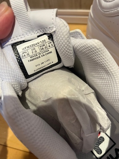 タグ付き新品未使用/FILA★24センチ厚底スニーカーホワイト