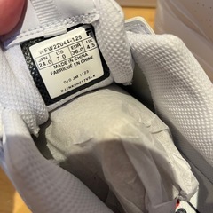 タグ付き新品未使用/FILA★24センチ厚底スニーカーホワイトの画像