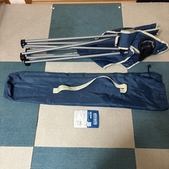 アームチェアー(折りたたみ式)の画像