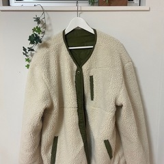 ★リバーシブル　キルティングジャケット オリーブの画像