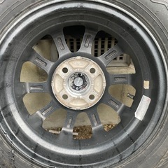 ⭐️美品スタッドレスタイヤセット145/80/13の画像