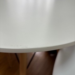 イームズテーブル 、チェア2脚の画像