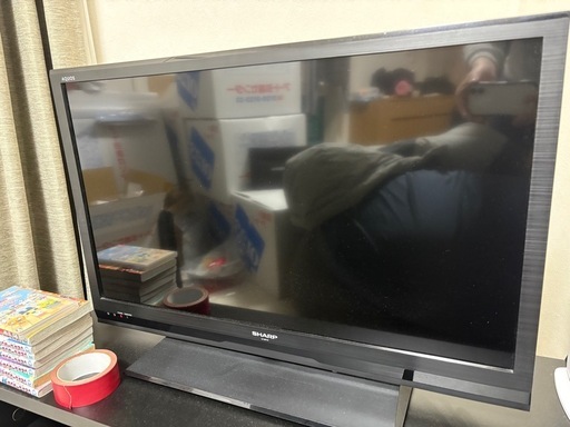 液晶テレビ