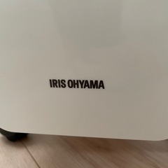 アイリスオーヤマ　オイルヒーター　IWH-1210M-Wの画像