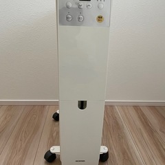 アイリスオーヤマ　オイルヒーター　IWH-1210M-Wの画像