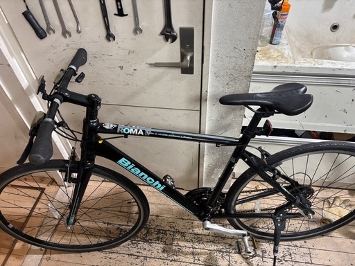 Bianchi Roma IV ビアンキローマ4クロスバイク ブラック Bianchi ROMA Ⅳ ビアンキ ローマ4クロスバイク、ブラック