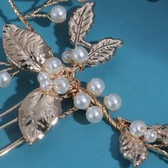 ヘアアクセサリー　ウエディング　七五三の画像