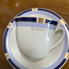 GIVENCHYコーヒーカップの画像