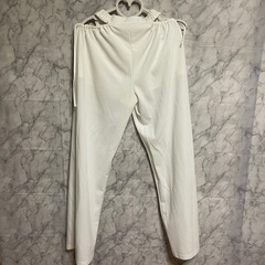 SHEIN パンツ ホワイトの画像