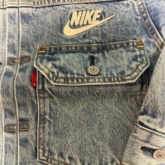 LEVI'S x Nike DenimTruckerJacket RタブMサイズの画像