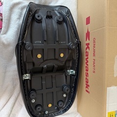 KAWASAKI Z900RS cafe シートの画像