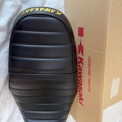 KAWASAKI Z900RS cafe シートの画像