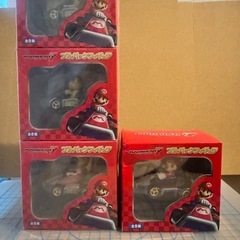 マリオカート　プルバックフィギュア