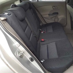 ホンダ　インサイト　　Lグレード　人気のシルバー　美車の画像