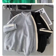 ストライプジャージ上下セットの画像