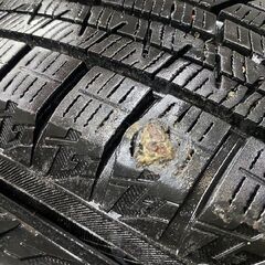 YOKOHAMA ice GUARD iG60 175/65R15 15インチ スタッドレス 4本 21年製 バリ溝 アクア スペイド ヴィッツ フィット キューブ等　(STK070)の画像