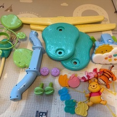 Combiネムリラとプーさんメリーのセットの画像