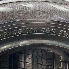 【走行短め】YOKOHAMA ice GUARD iG70 185/65R15 15インチ スタッドレス 4本 21年製 ティーダ シエンタ ノート ウイングロード等　(STJ081)の画像
