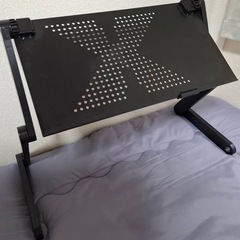 ノートパソコンスタンドの画像