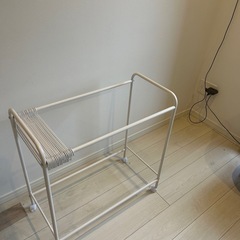 スラックスハンガーの画像