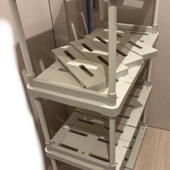 バラ売り可 アイリスオーヤマ　押入れラック　キャスター付き4段　白の画像