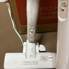 Panasonic パナソニック　紙パック式掃除機　MC-SJP800Gの画像