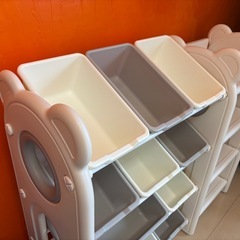 おもちゃ棚　収納棚　おもちゃ　ラックの画像