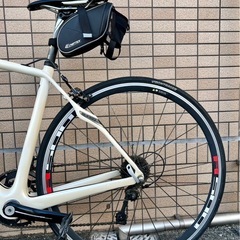 Specialized Roubaix SL4 カーボンロードバイクの画像