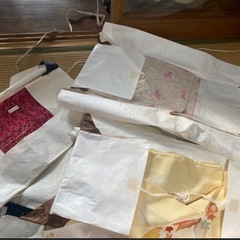 手芸の材料に　着物の画像