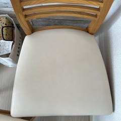 ダイニングテーブル 椅子4個セットの画像