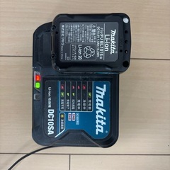 マキタコードレス掃除機　Makita　CL107FDSHW 紙パック式 の画像