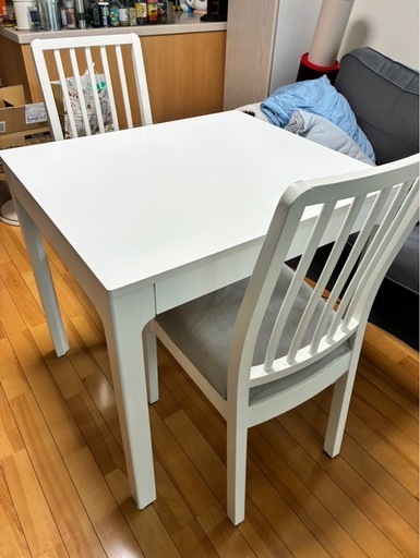 期間限定お値引き中！！【定価49,990円分】 IKEA 伸長式ダイニングテーブル チェア 半額以下
