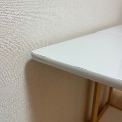 サイドテーブルの画像